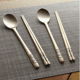 Golden Bell turtle silver inlaid organic couple spoon set / 골든벨 거북 은상감 유기 부부수저 세트