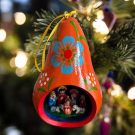 Zoeartcrafts Gourd Christmas Multicolor Tree ornament with Nativity Scene (1ud) (Brick)
