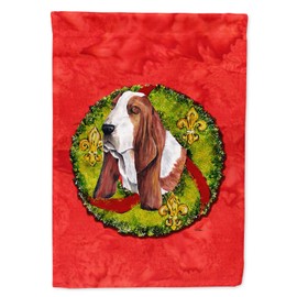 Caroline's Treasures SC9100GF Basset Hound Christmas Wreath Garden Flag Mailbox Flag Decorative Yard Flag Banner Outside Patio Artwork Yard Flower Beds, Garden Size, Multicolor