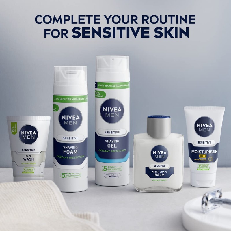 NIVEA MEN Sensitive Face Moisturiser SPF15 (75ml), 0% Alcohol Moisturiser