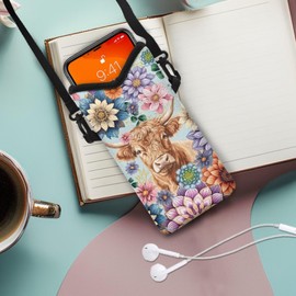 Garucesta Neoprene Cellphone Crossbody Bag Shockproof Phone Bag Waterproof Phone Carry Pouch with Crossbody Strap for Cellphone, Keys, Lipstick, Cashes, Highland Cow Boho Flower Print