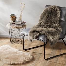 PURE LABEL Faux Sheepskin / Lambskin Decorative Fur Rug, Modern Living Room Decoration, Bedroom Decoration, Sofa / Chair / Bed Runner, Taupe, 55 x 90 cm