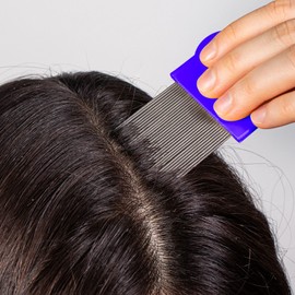 Pack of 2 Lice Comb, Metal Teeth Lice Comb, Double-Sided Teeth for Grooming and Removing Dandruff or Lice, Stainless Steel Teeth Comb and Double-Sided Tooth Comb, for Removing Lice