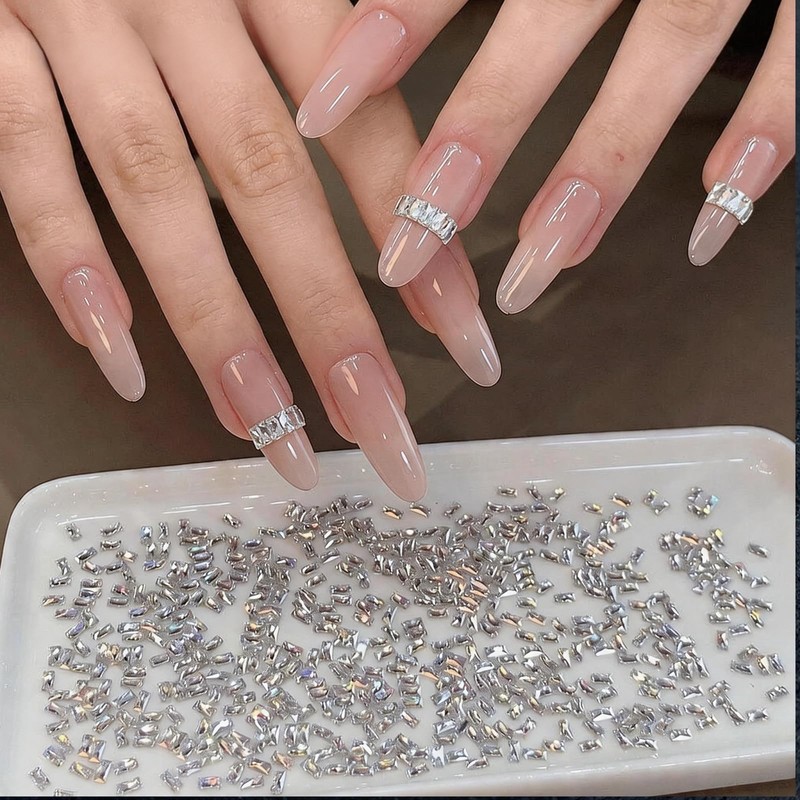 100Pcs Shiny Silver Rectangular Zircon Nail Rhinestones, 0.059×0.118 Inch Mini