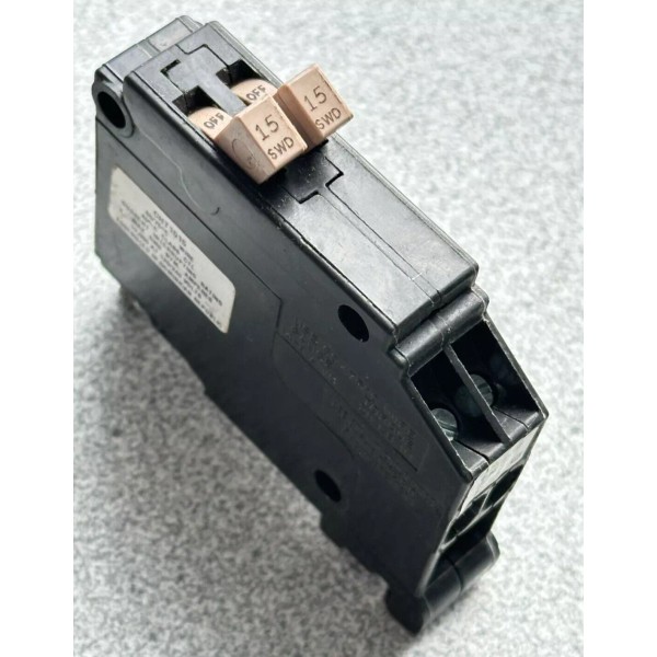 Eaton NEW Eaton Cutler Hammer CHT1515 Twin Circuit Breaker 120/240V