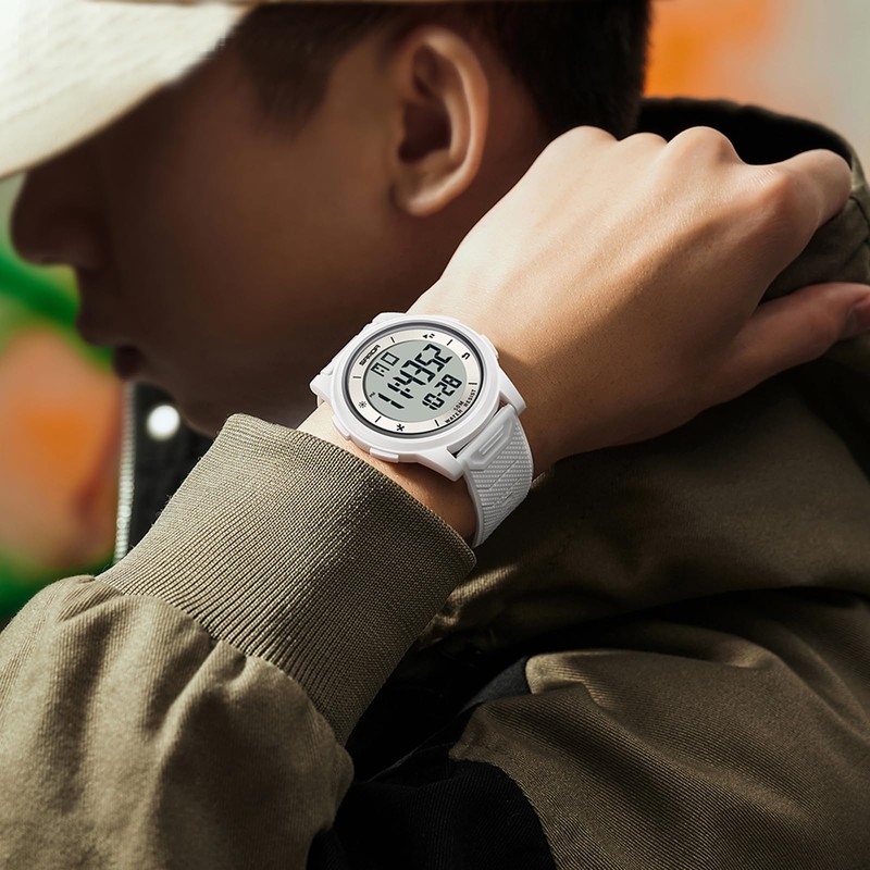 Timever Digital Watch Men's Thin Lightweight Comfortable Waterproof Wristwatch, LED