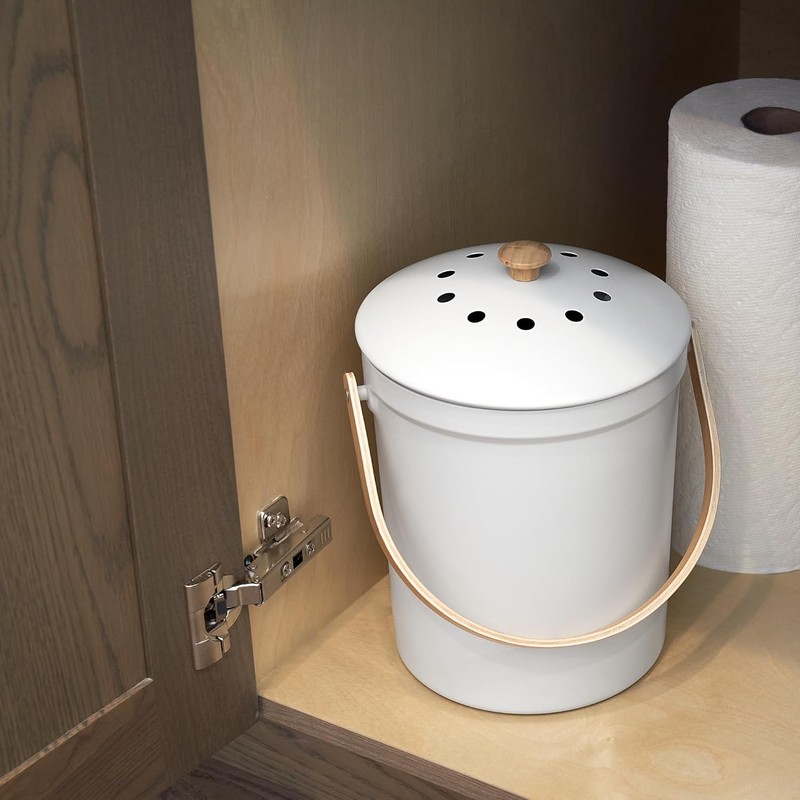 Beautiful Kitchen Compost Bin with Smell Proof Lid - Rust
