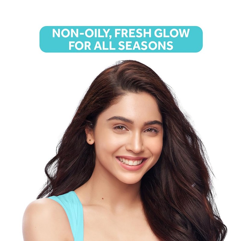 POND'S Light Moisturiser Non-Oily Fresh Feel With Vitamin E +