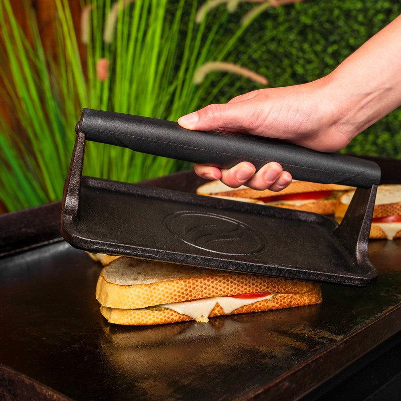 Blackstone 5553 Pre-Seasoned Cast Iron Griddle Press Medium Heavy Duty-Meat,