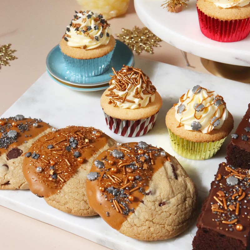 PME 6-in-1 Christmas Sprinkle Set - Holiday Sparkle (196g)