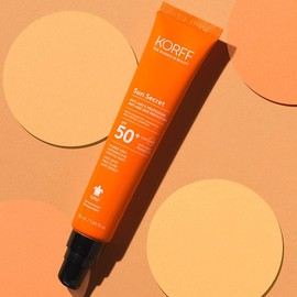 Korff Korff Sun Secret Fluid Face Anti-Stain SPF50 Liquid Cream with Matte Texture, Soft UVB and UVA Protection, Biodegradable, 50 ml - 130 g