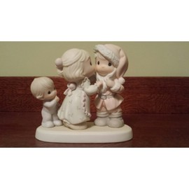 Precious Moments I Saw Mommy Kissing Santa Clau