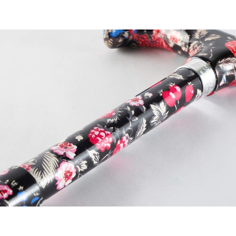 Merry Sticks（メリースティックス） ／ ブライトライフプレミアム ／ 折りたたみステッキ ／ 杖 ／ ワイルドベリー（ブラック）