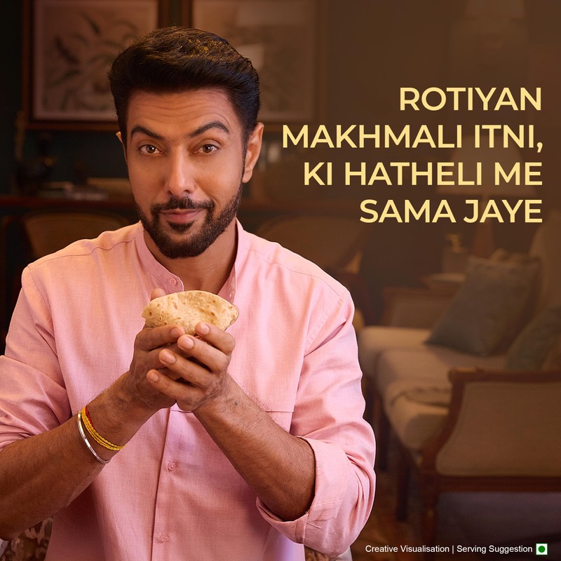 Aashirvaad Select Whole Wheat Sharbati Atta 11 Pound (5 KG)