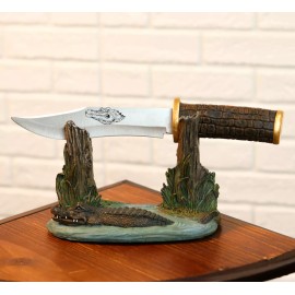 Swamp Bayou Crocodile Alligator Display With Decorative Dagger Knife Statue Set