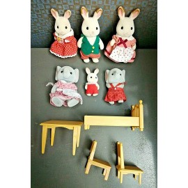 Calico Critters 6 Calico Critters Bunny Rabbit Family & Elephant Couple w/ Table & Bed Furniture