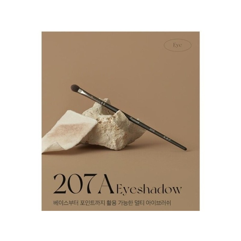 Picasso Eye Makeup Shadow Brush Brush 207 A / 피카소