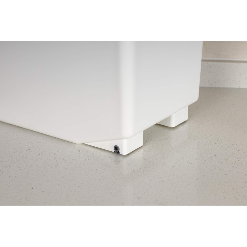 Flour Storage Container 25 lb (‎25 Liters) with Wheels Seal