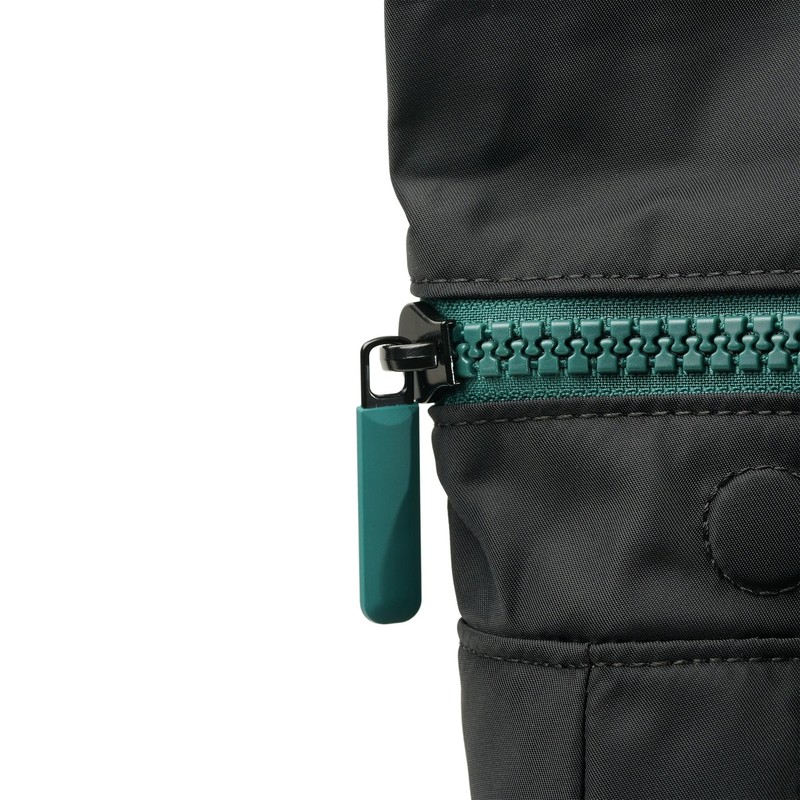 ROKA London Creative Waste All Black Canfield B Small Recycled