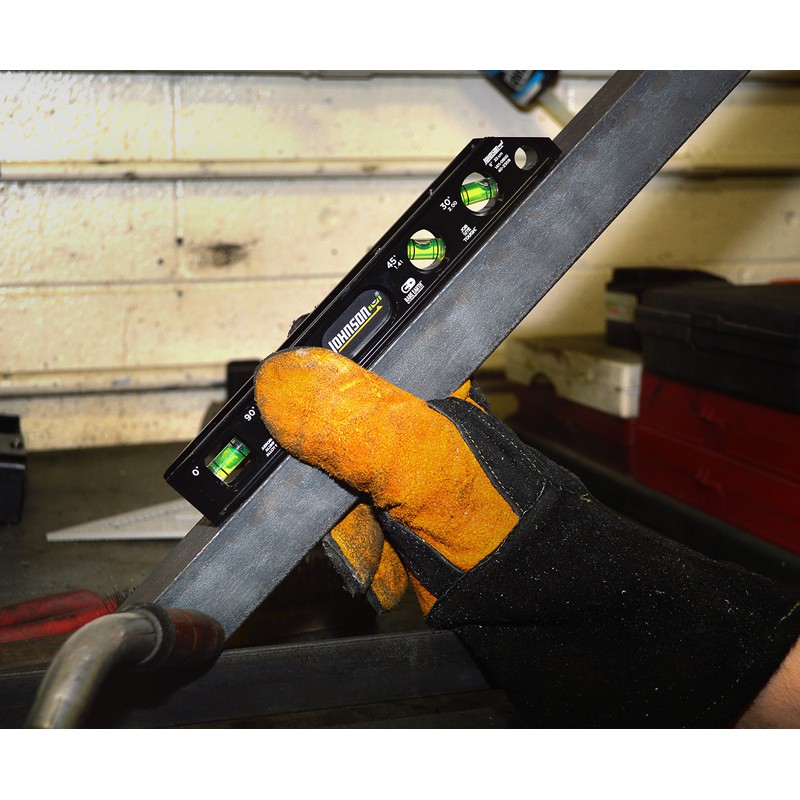 Johnson Level & Tool 1411-0900 Magnetic Billet Torpedo Level, 9",