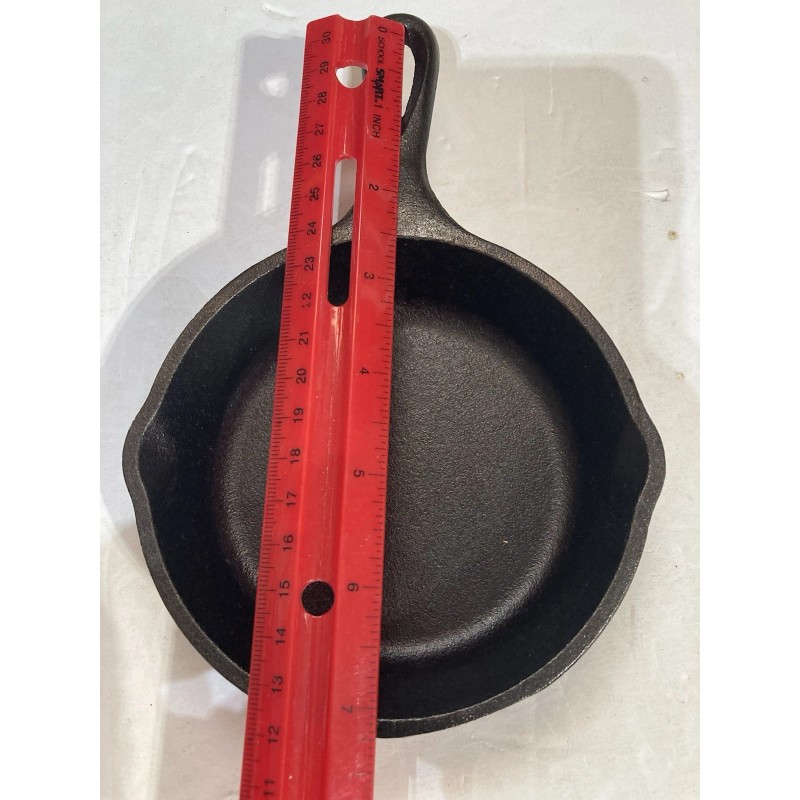 Lodge Mini CAST IRON SKILLET PAN 3.5" Inch 5MS Spoon