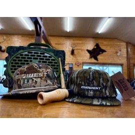 Richardson 256P Grandpa  ADVANTAGE / BOTTOMLAND Camo Hunting Hat Midwest Archery - Realtree Advantage