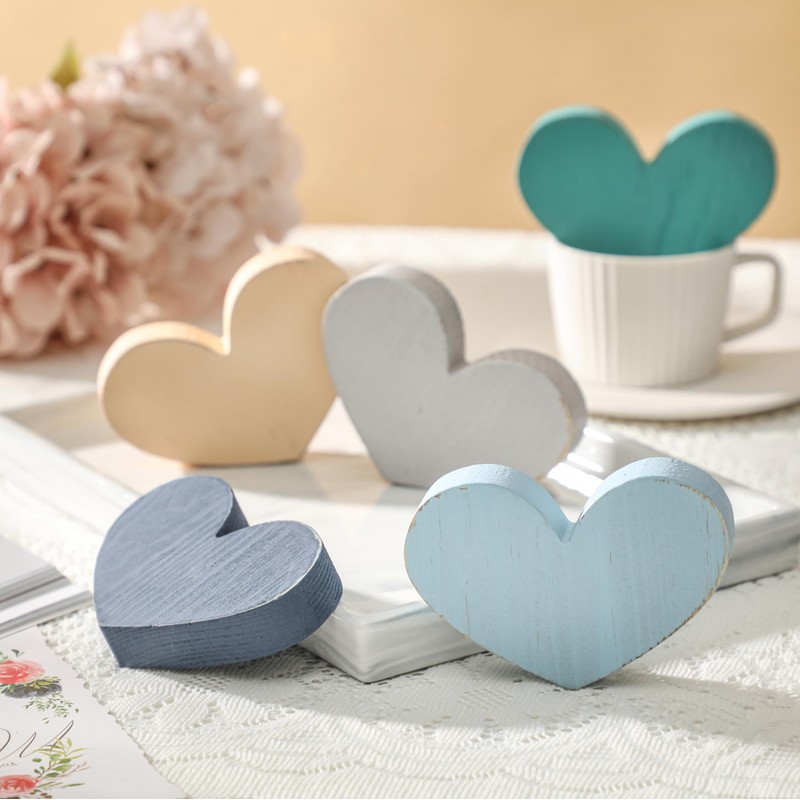 Wood Winter Heart Centerpieces for Tables - 5 Piece Blue