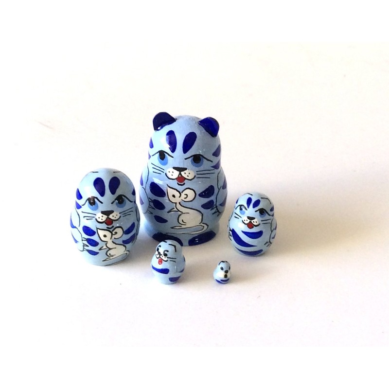 1.25" Tall Blue Cat with Mouse Mini Nesting Dolls Russian