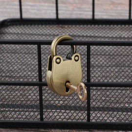 Vogueing Tool Small 1 Key Lock, 1pcs Vintage Antique Padlocks Mini Lock with Key for Jewelry Box Storage Box Diary Book(Gun Black)
