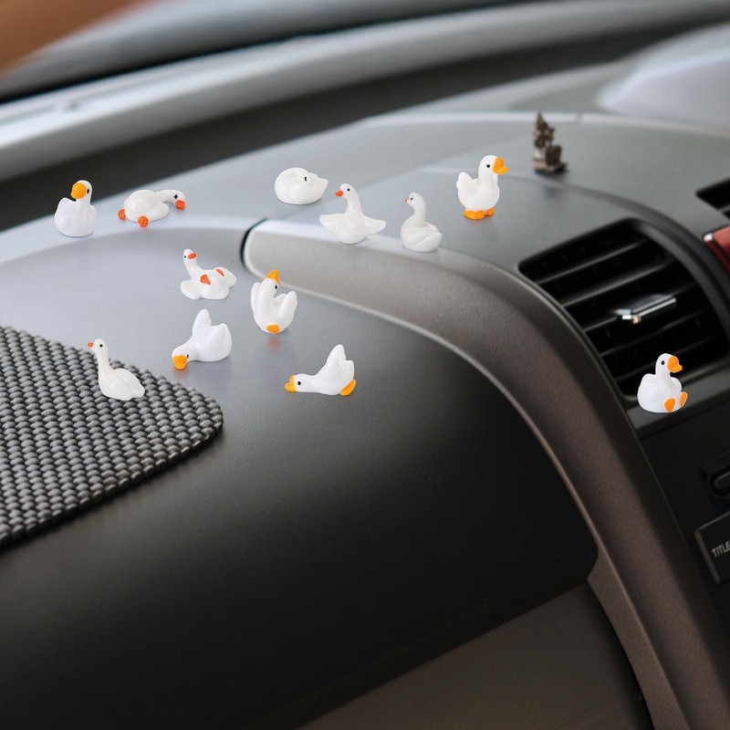 GGSTDDUP 48Pcs Mini Resin Gooses Figurines 12 Styles Small Resin