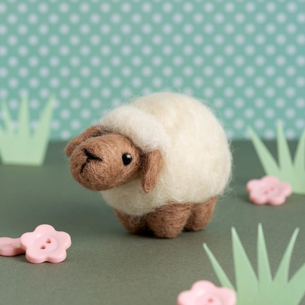 Hawthorn Handmade Sheep Needle Felting Kit - Needle Felting Craft
