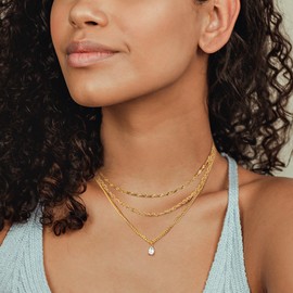 Kakonia Gold Necklaces for Women,Layered Gold Necklace,14K Gold Plated Pendant Necklaces,Simple Choker Necklaces Set, Dainty Gold Chain Necklaces,Trendy Gold Stacked Jewelry Gifts for Women-D
