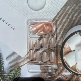 Generic Almond Press on Nails Nude Pink Fake Nails Chrome False Nails with Solid Color Designs Short Almond Glue on Nails Summer Cute Stick on Nails Acrylic Nails Full Cover Glossy Artificial Nails