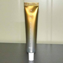 JQ Green Tangerine Vita C Eye Cream 40ml 20260515 / 청귤 비타 씨 아이크림 40ml 20260515