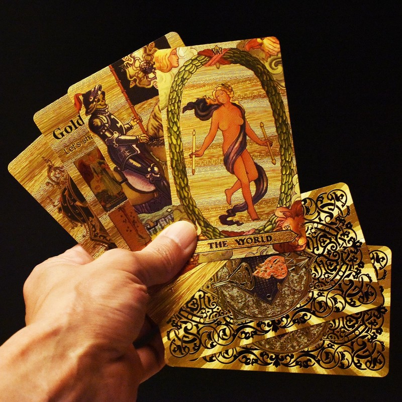 YIMINGOUFEI Tarot Card Deck 78 Cards Gold Foil Embossed Medieval