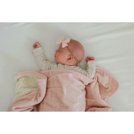 Ultra Plush 30x40 Super Soft Sherpa Baby Blanket, Durable, Machine Washable, Gentle on Baby's Skin - Ideal Baby Blankets for Boys & Girls, (Pink)