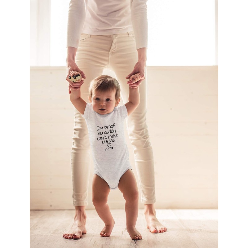 CBTwear I'm Proof My Daddy Can't Resist Enfermeras - Divertido