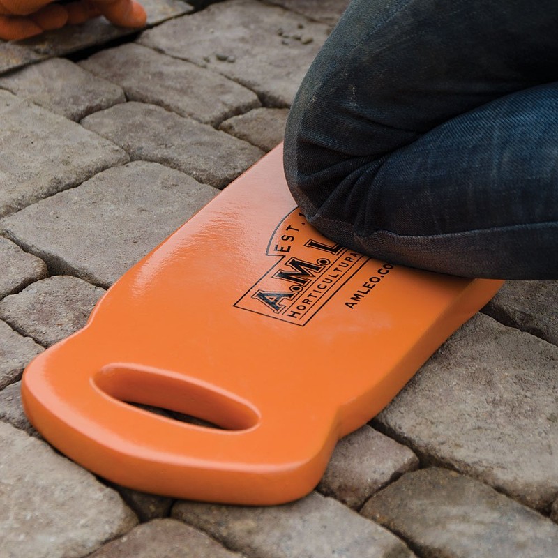 A.M. Leonard Waterproof Kneeling Pad with Handle, 7 x 16