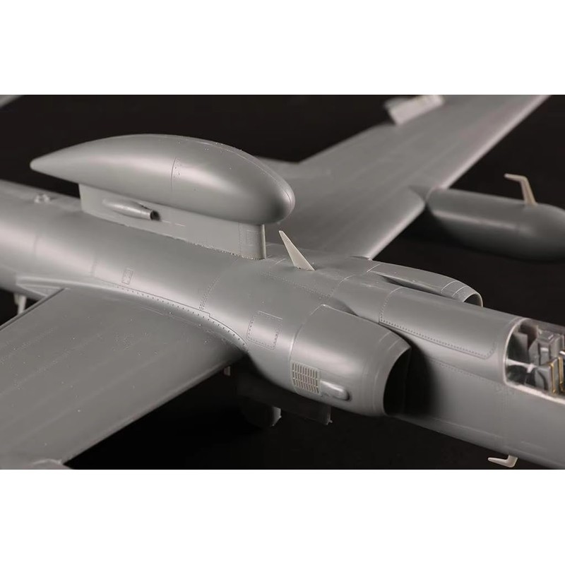 81785 1:48 Scale U-2S 'Dragon Lady' Senior Span Model Kit