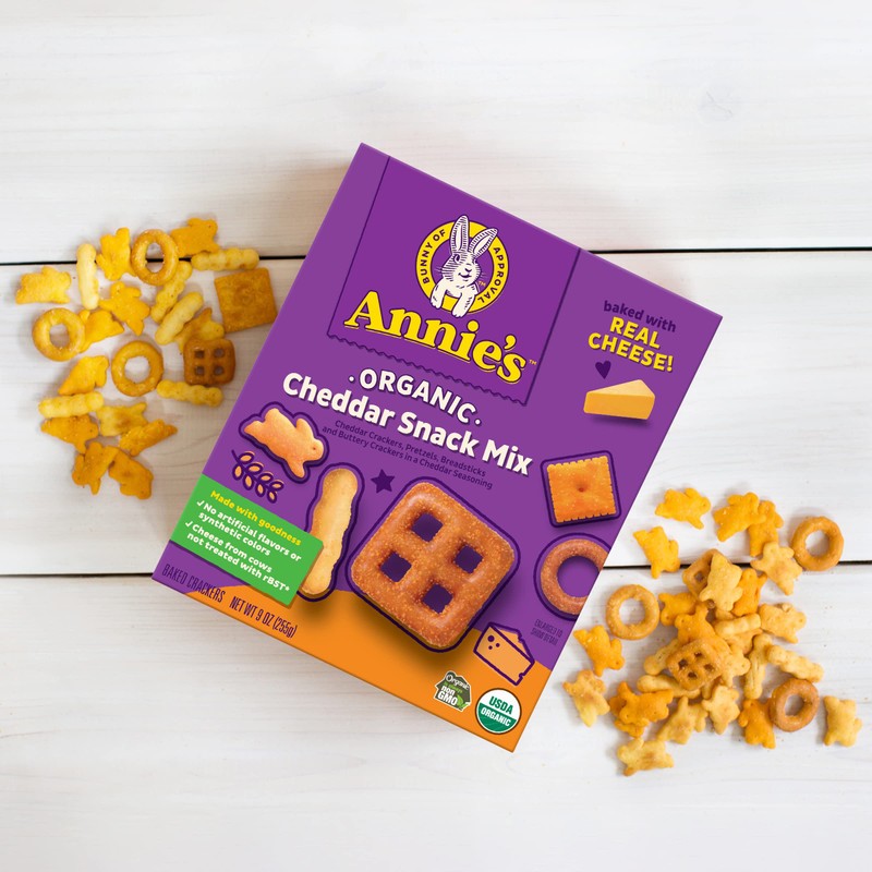 Annie's Cheddar Snack Mix With Assorted Crackers and Pretzels, Made