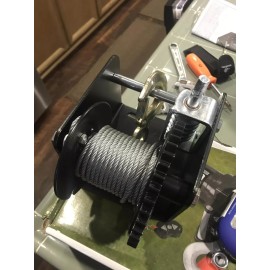 HAUL-MASTER HAND WINCH 1 Ton Capacity Portable Worm Gear Crank Trucks Trailers Towing Mount