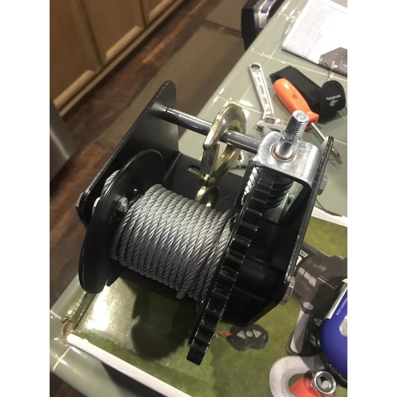 HAUL-MASTER HAND WINCH 1 Ton Capacity Portable Worm Gear Crank