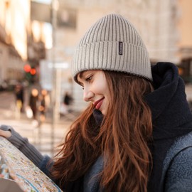 Ocatoma Beanie for Men Women Winter Cuffed Hat with Warm Lining Soft Ski Hat Unisex Cap Gifts for Men Women