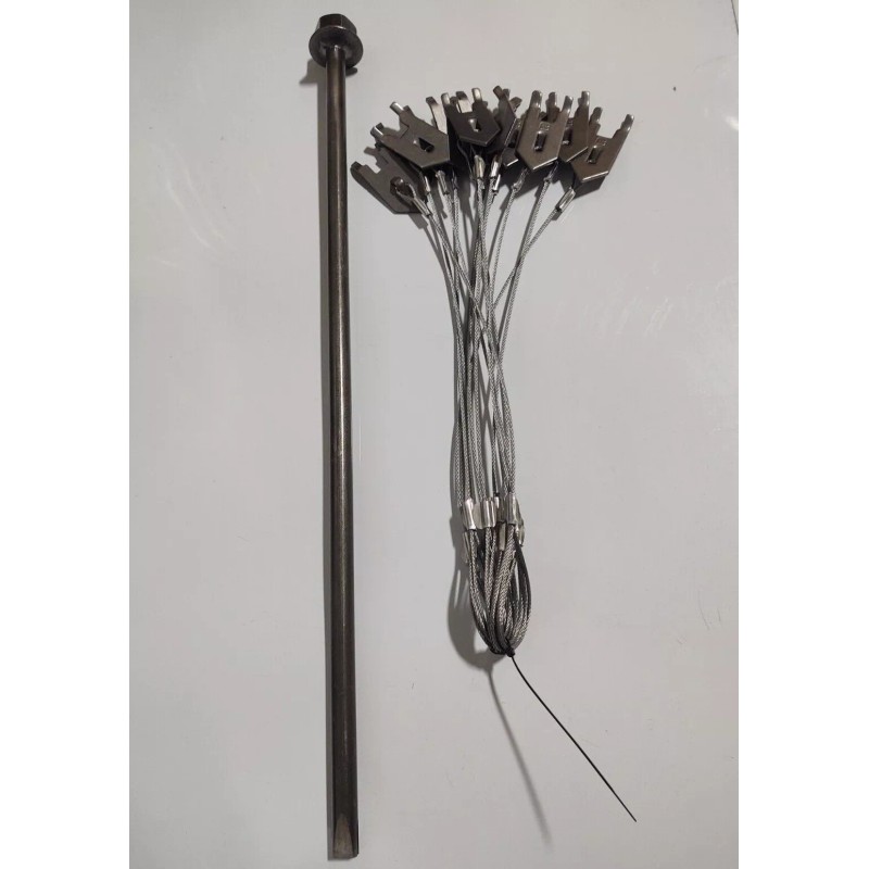 Southern Snares WOLF FANG EARTH ANCHOR 12" 1/8 CABLE AND