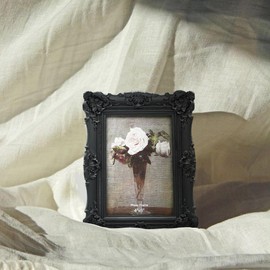 CISOO 4x6 Vintage Picture Frame Antique Ornate Black Photo Frame, for Table Top and Wall Display, Decorative Floral Design Retro Home Decor, Photo Gallery Art
