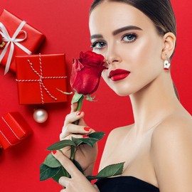 Christmas Earrings for Women 6 Pairs Holiday Earrings Red Snowflake Santa Tree Drop Dangle Earrings Bow Star Pearl Stud Earrings Set for Her Xmas Party Gifts (Set 2)