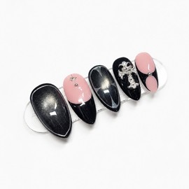 Black Punch  - Short Almond / Black Punch  - 숏아몬드