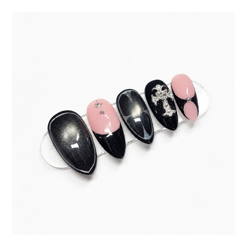 Black Punch - Short Almond / Black Punch - 숏아몬드