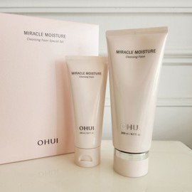 O Hui 오휘 미라클 모이스처 클렌징 폼 기획세트_정품 200ml + 증정용 100ml O Hui Miracle Moisture Cleansing Foam Set _ Original 200ml + Gift 100ml