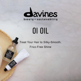 Davines OI Oil | Weightless Hair Oil Perfect for Dry Hair, Coarse & Curly Hair Types | Anti-Frizz for Soft, Shiny Hair | 4.56 Fl Oz (Pack of 1)